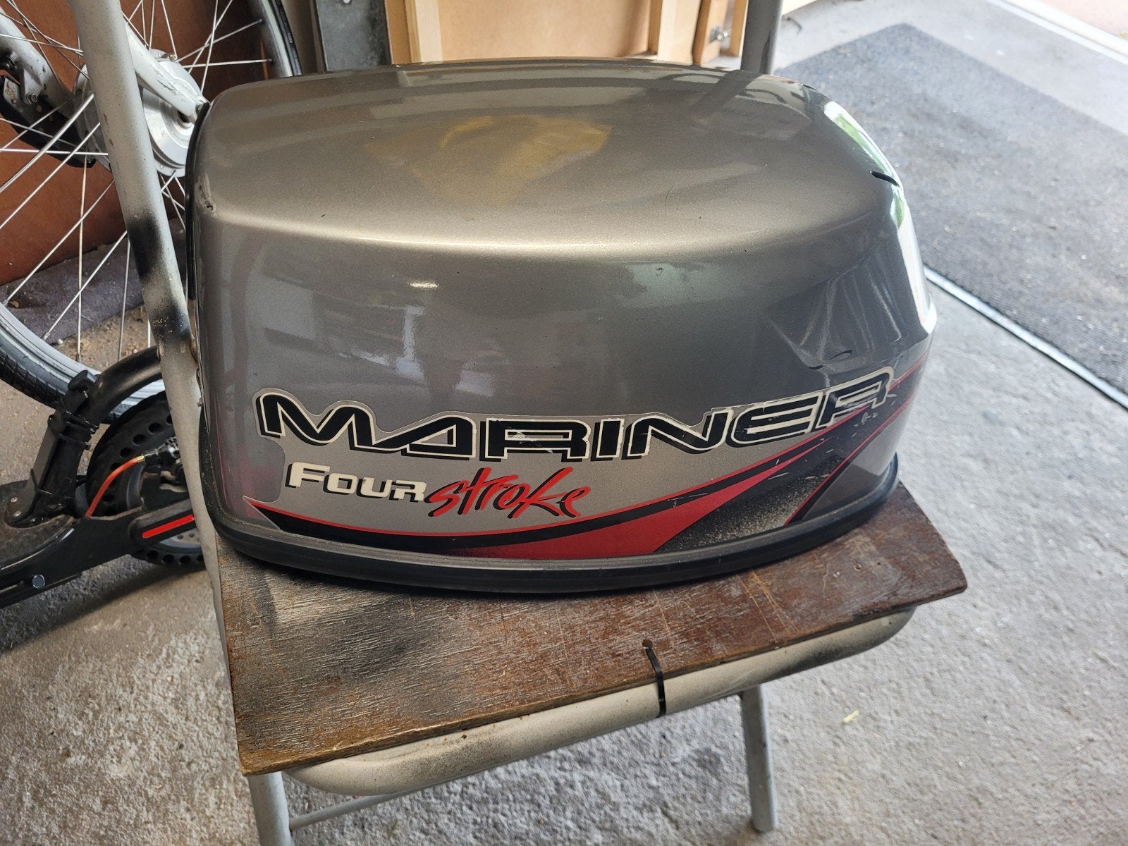 Motorkap mariner 6pk enz
Past ook op de 4 en 5 pk
Met lichte, Watersport en Boten, Ophalen of Verzenden, Gebruikt, Motor en Techniek