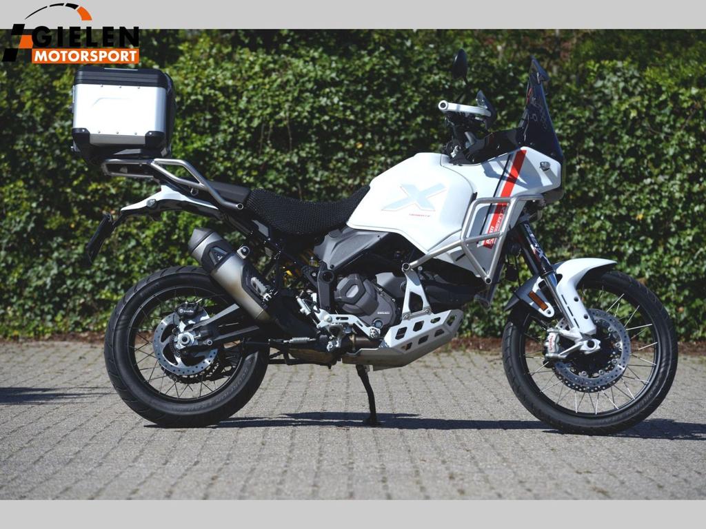 DUCATI DESERTX desert X, 2 cilinders, 390, rue d' Estienne d'Orves 92701 COLOMBES CEDEX, FR, Motorrijbewijs A, Bedrijf