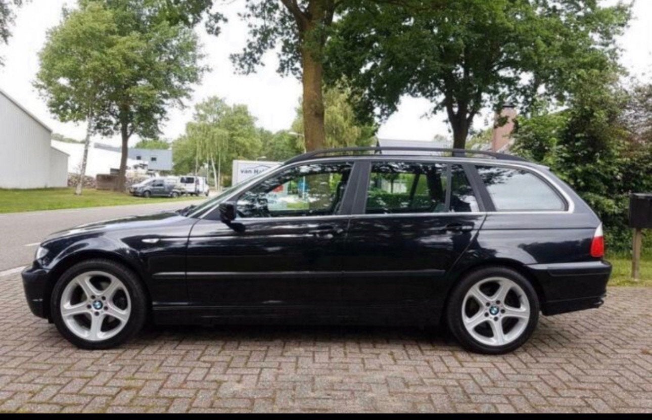 BMW 3-Serie 2.2 I 320 Touring AUT 2003 Zwart, Achterwielaandrijving, Zwart, Stationwagon, Particulier