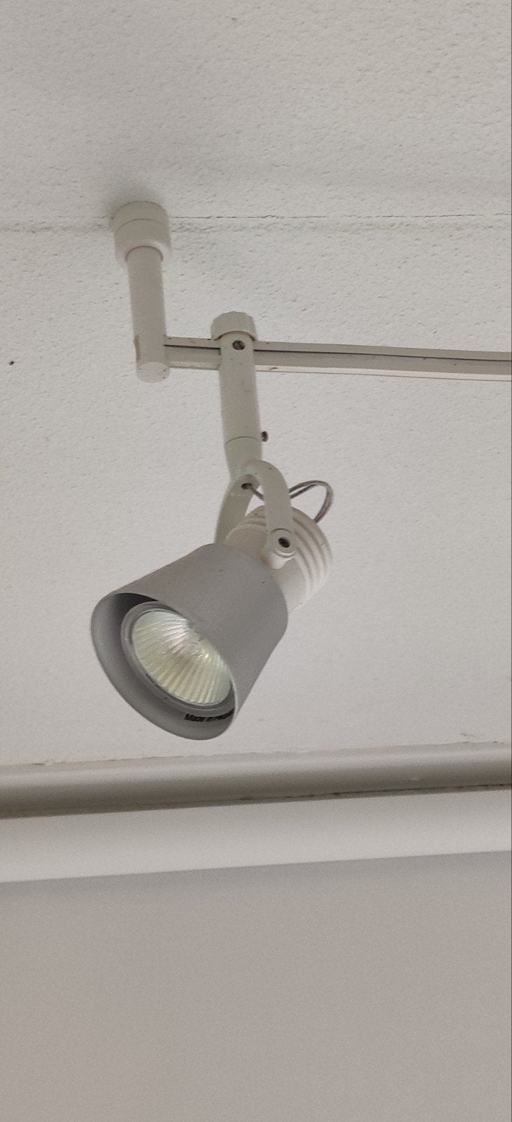 Halogeen Spots met stroomrail,trafo en lichtbron, Ophalen, Gebruikt