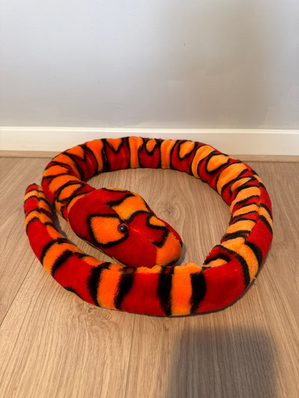 Grote knuffelslang rood/oranje/zwart, Ophalen, Overige typen, Zo goed als nieuw, Meerkleurig