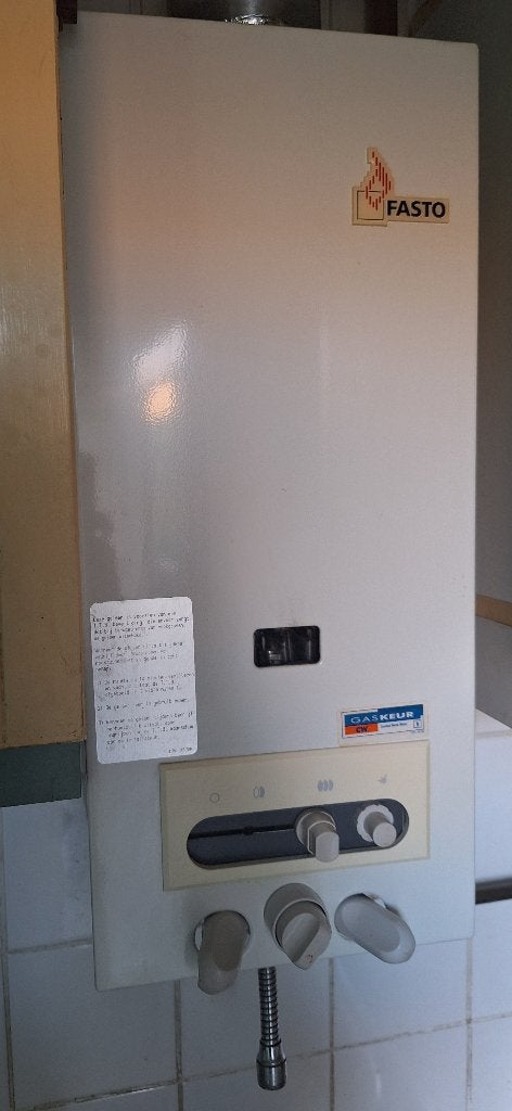 Fasto 1450 geiser, Ophalen, Gebruikt, Aardgas, Minder dan 3 jaar oud
