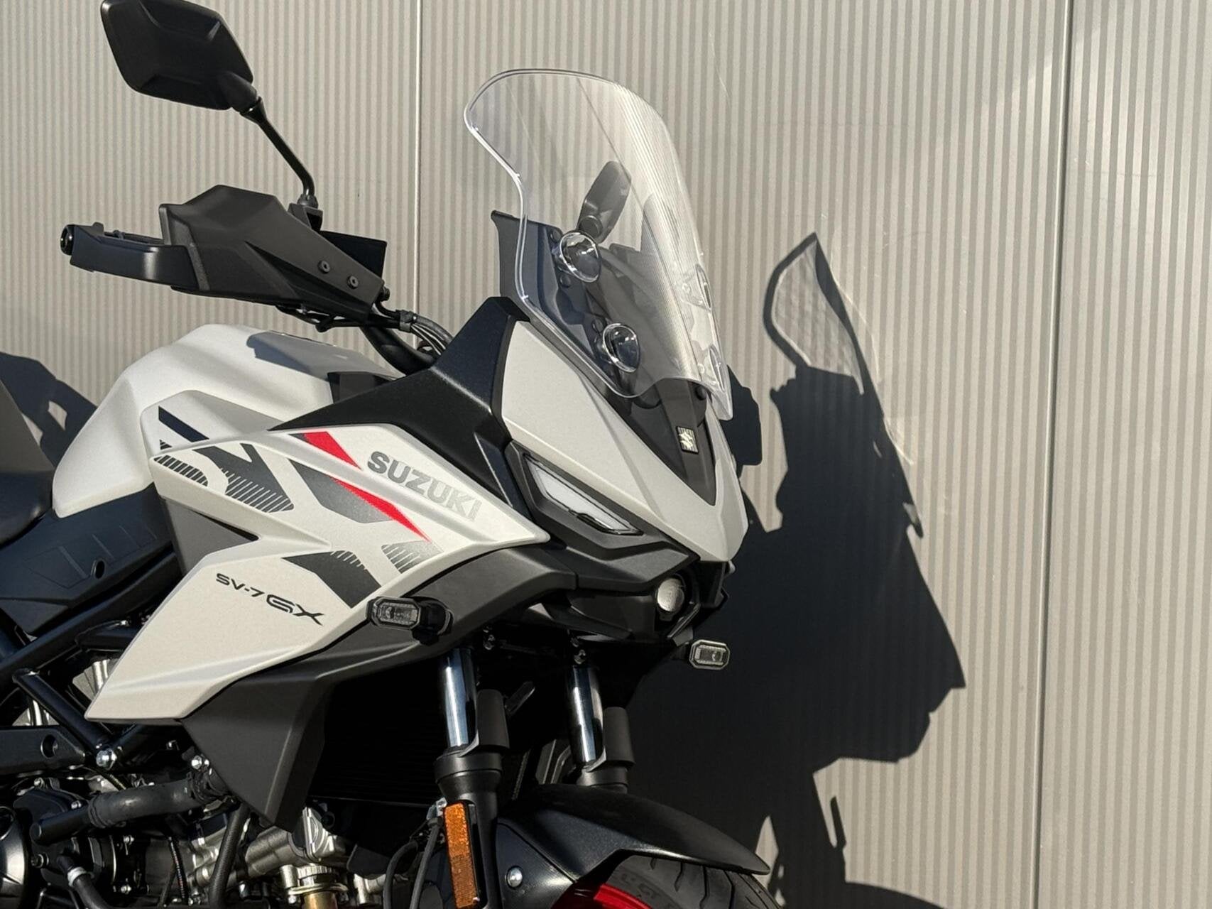 Suzuki SV-7GX, Motoren, ABS, Toermotor, Handgeschakeld, 645 cc