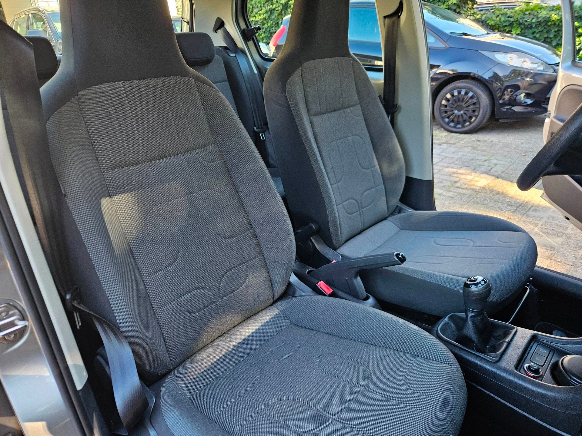 Foto 14 van Volkswagen Up! 1.0 move up! BlueMotion*Zeer mooi!*NAP