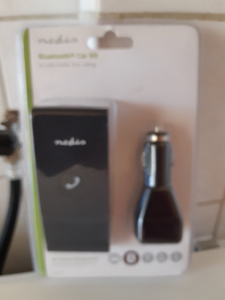 Nieuw in verpakking: Nedis Bluetooth Handsfree Carkit, Ophalen of Verzenden, Nieuw, Opbouw