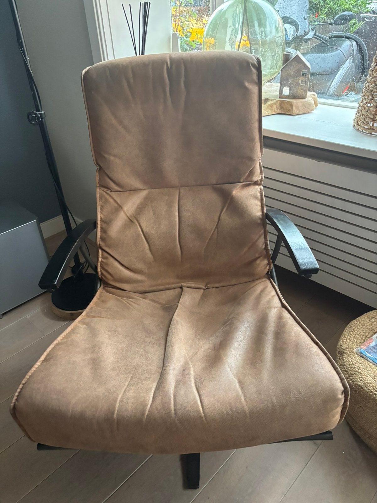 Te koop draai fauteuil, Ophalen, Zo goed als nieuw, Minder dan 75 cm, 50 tot 75 cm