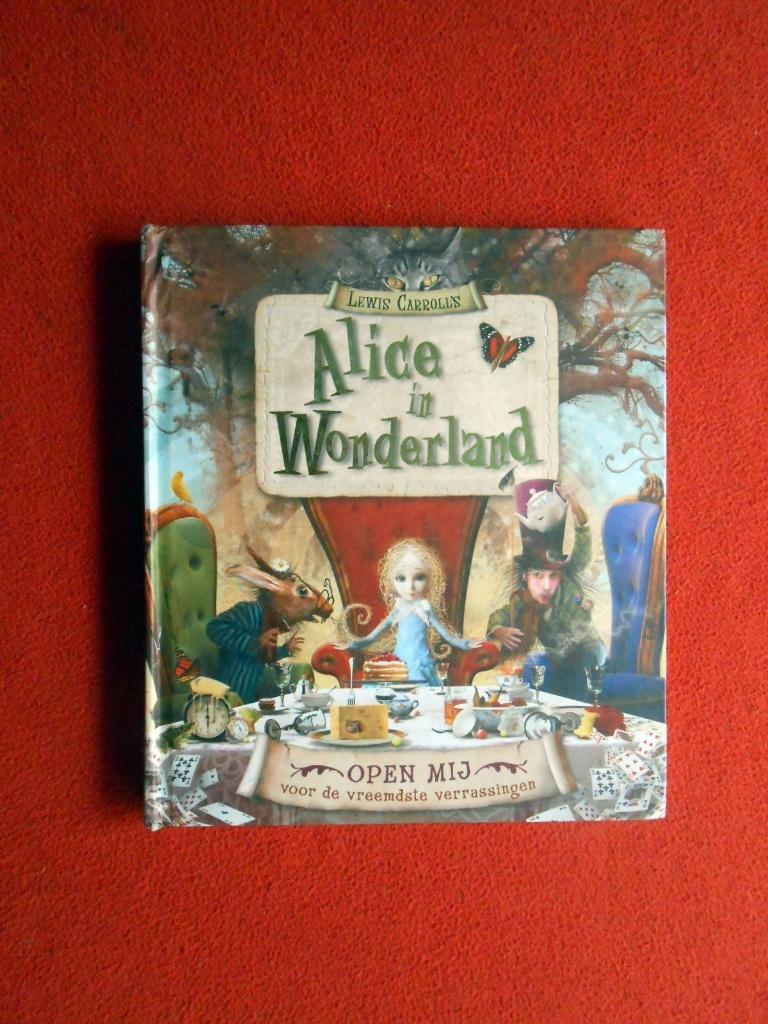 Louis Carroll & Harriet Castor. Pop-Up: Alice in Wonderland, Boeken, Kinderboeken | Jeugd | 10 tot 12 jaar, Zo goed als nieuw