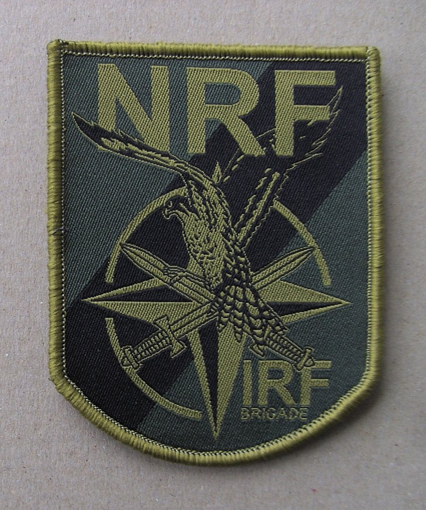 gvt embleem NRF IRF Brigade, Verzamelen, Ophalen of Verzenden, Landmacht, Nederland, Embleem of Badge