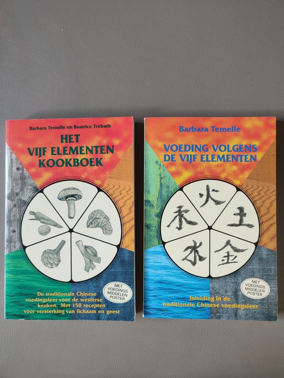 Boek Vijf elementen voeding met kookboek, Ophalen of Verzenden, Zo goed als nieuw, Tarot of Kaarten leggen, Overige typen
