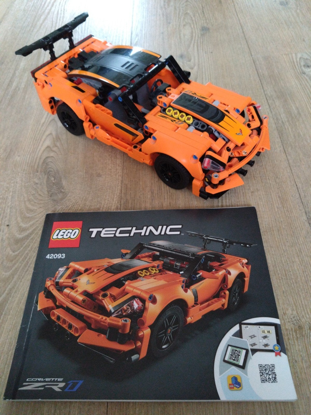 LEGO Technic Corvette ZR1 (42093) met boekje, Ophalen of Verzenden, Zo goed als nieuw, Overige merken