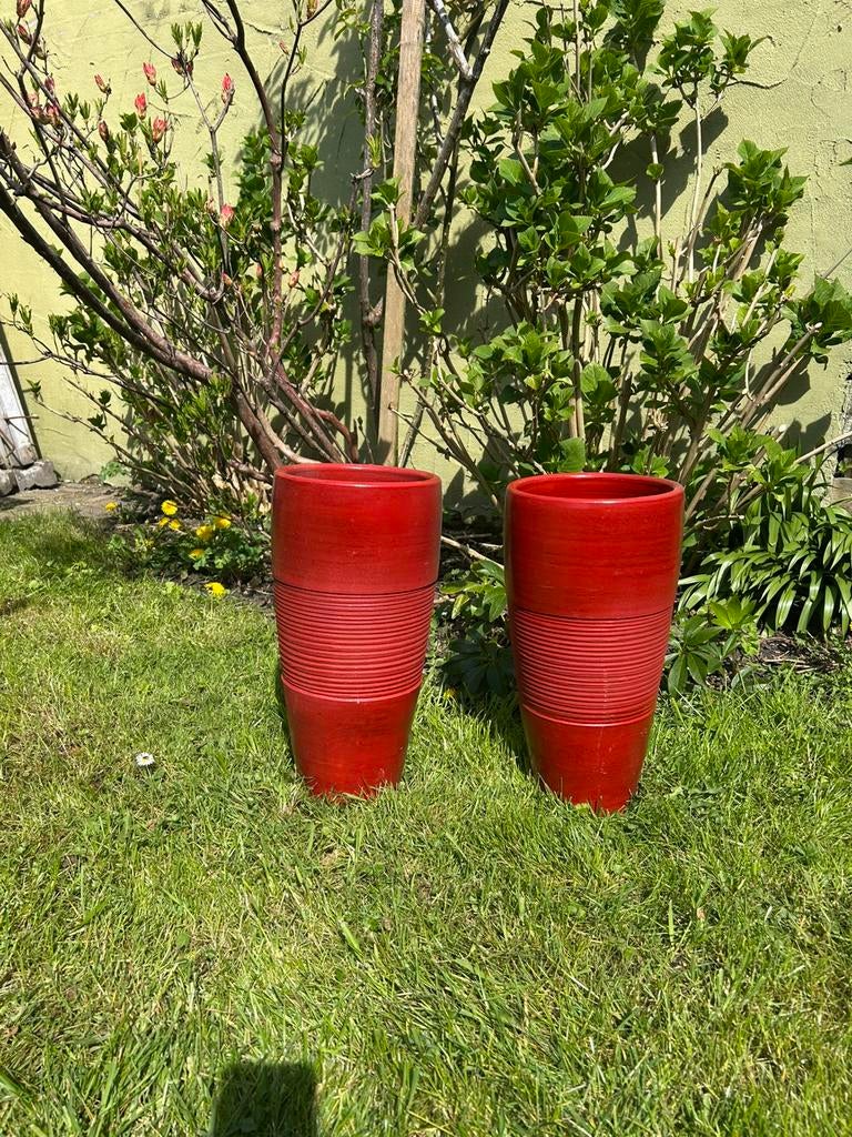 Grote rode vazen 2 dezelfde. Hoogte 42 cm Keramiek vazen, Huis en Inrichting, Ophalen, Overige kleuren, Aardewerk of Porselein