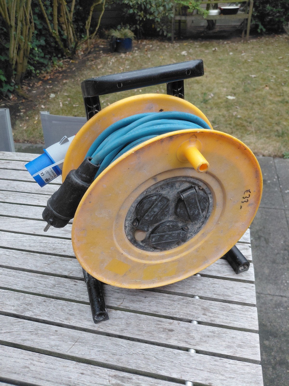 30 meter dikke kabel haspel randaarde en cee stekker, Ophalen of Verzenden, Gebruikt, Overige typen