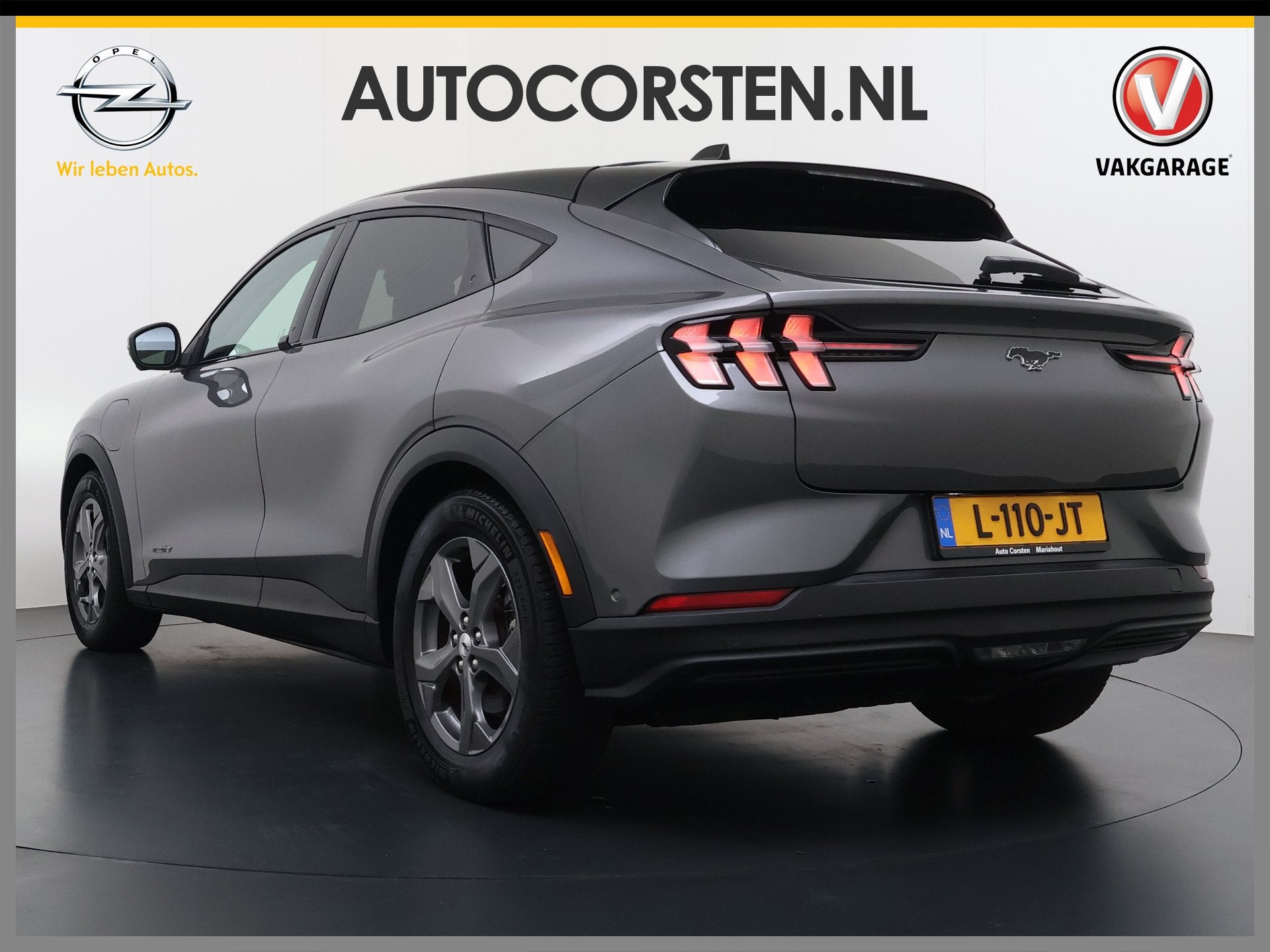 Ford Mustang Mach-E DRWD 75kWh Pano-ak 360Camera Adap.Crui, Auto's, Automaat, Dealer onderhouden, Achterwielaandrijving, Gebruikt