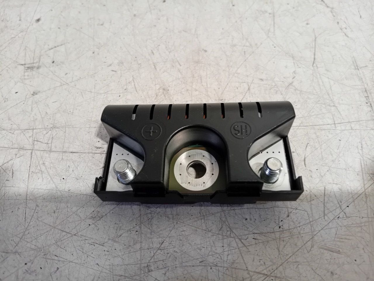 Antenne Audi A1, Ophalen of Verzenden, Van der Ven Autorecycling B.V., Onderdelen@venauto.nl, Ettenseweg 76, 4706 PB Roosendaal, The Netherlands