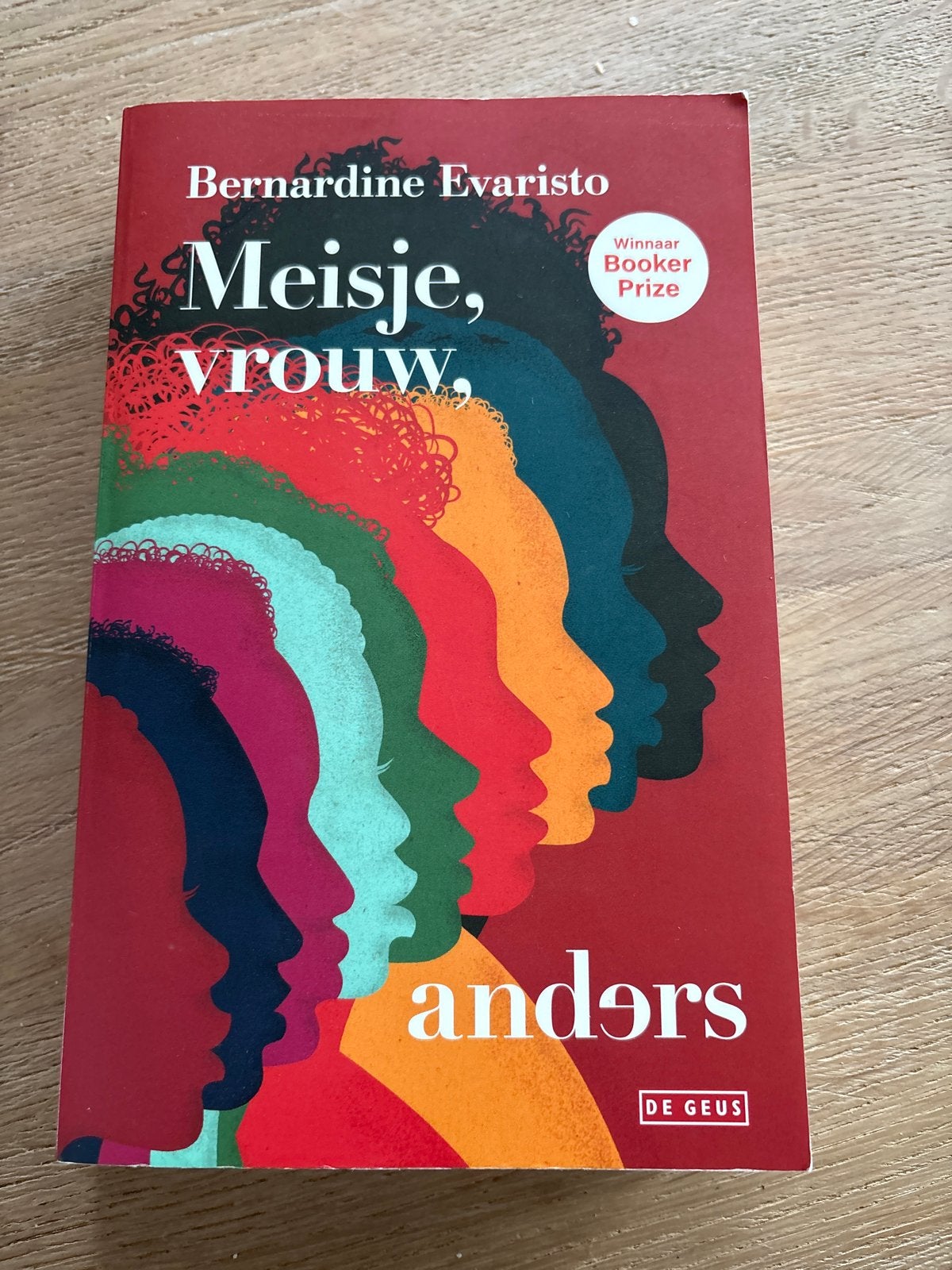Meisje, vrouw, anders - Bernardine Evaristo (Booker Prize), Ophalen of Verzenden, Zo goed als nieuw, Europa overig
