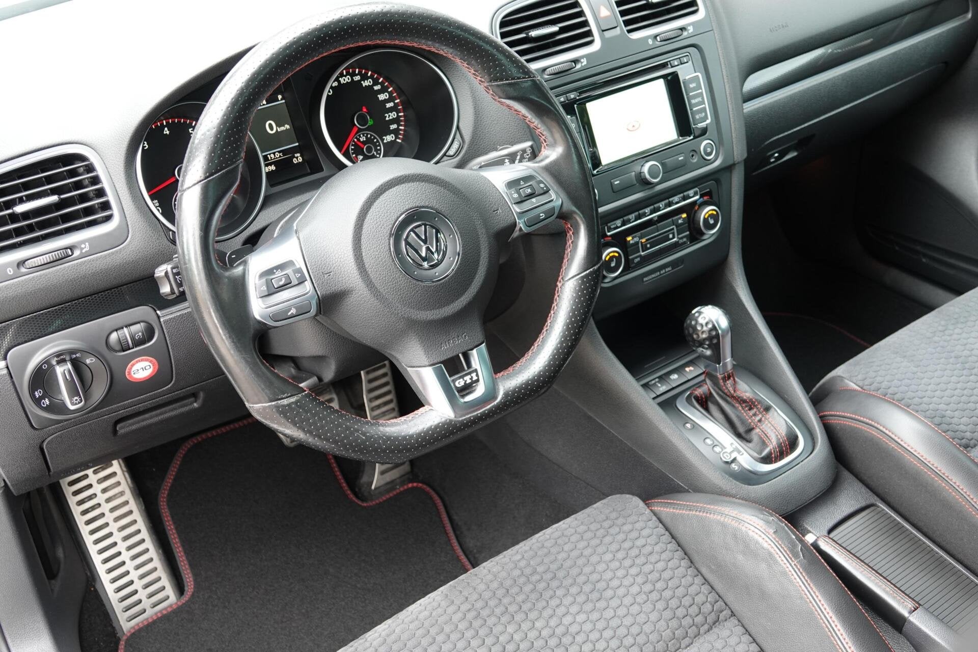 Volkswagen Golf 2.0 GTI Edition 35 TREKHAAK CAMERA DYNAUDIO, Euro 5, Gebruikt, 4 cilinders, 1984 cc