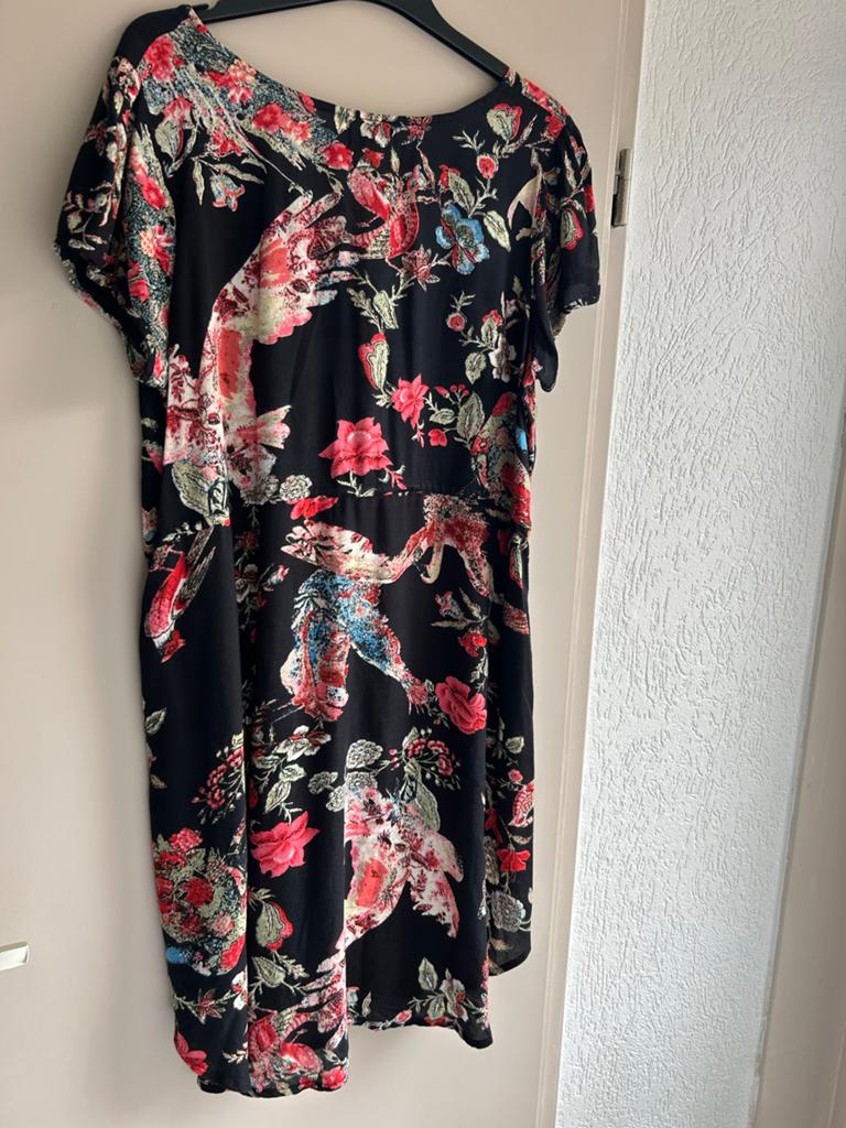 Tantilly Jurk met Bloemenprint - Maat L/XL, Kleding | Dames, Ophalen of Verzenden, Zo goed als nieuw, Maat 46/48 (XL) of groter