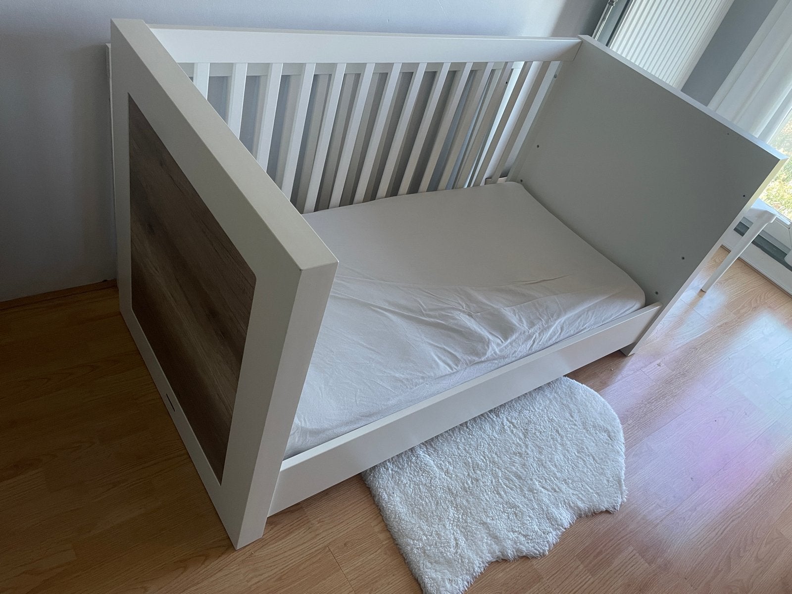 Kidsmill meegroeibed met Flow matras - Long Island, Kinderen en Baby's, Kinderkamer | Bedden, Ophalen, 70 tot 85 cm, 140 tot 160 cm