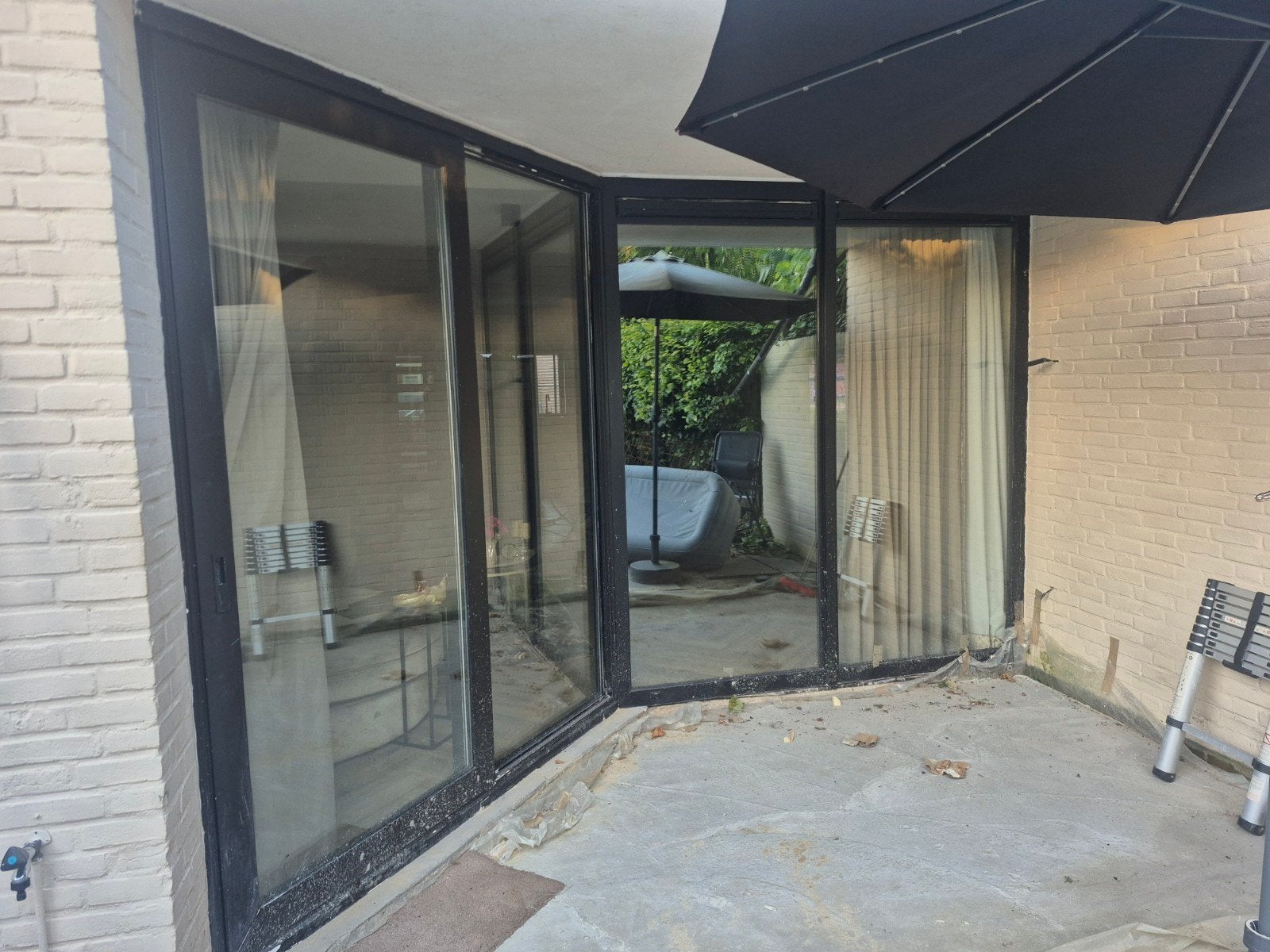 Aluminium schuifpui met dubbel glas, zwart geverfd, Ophalen, Gevelraam of Ruit, Gebruikt, 160 cm of meer