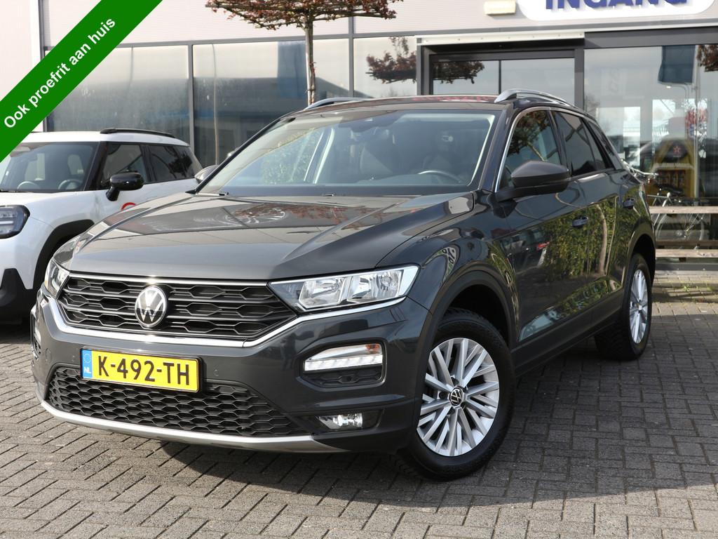 Volkswagen T-Roc 1.0 TSI Style Business NAVI TREKHAAK, Voorwielaandrijving, Gebruikt, 1194 kg, Origineel Nederlands