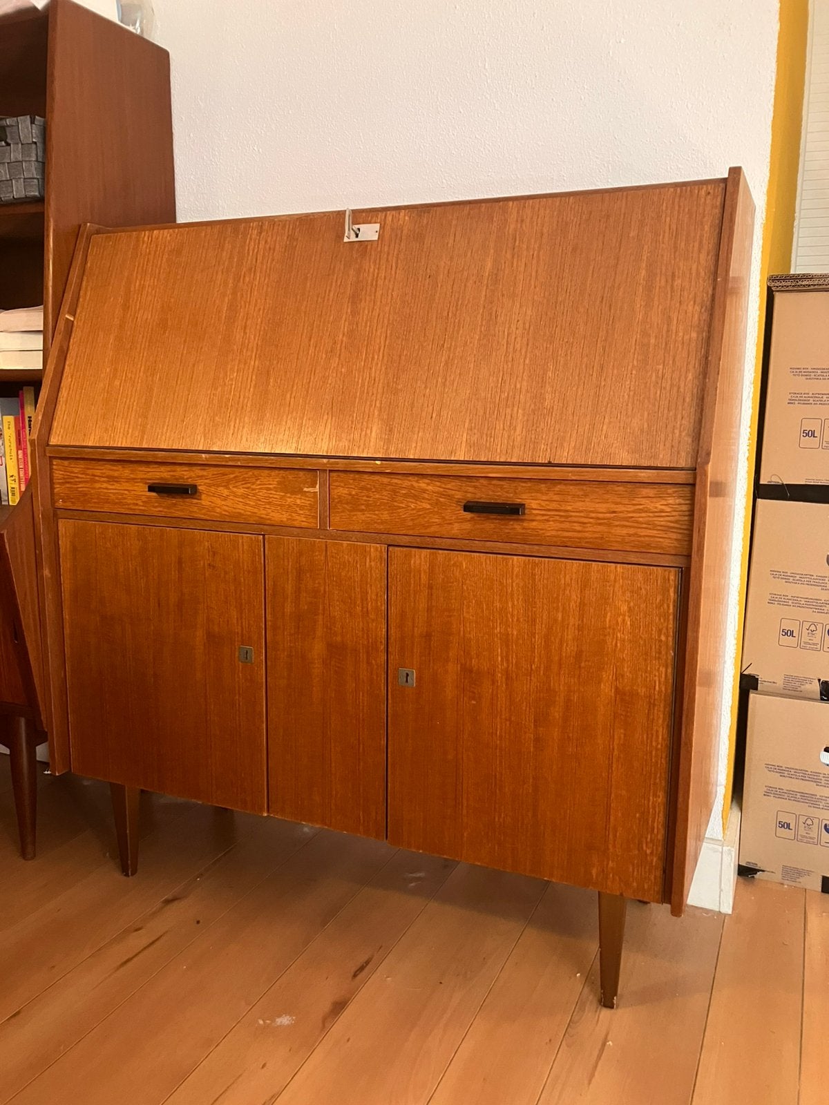 Vintage dressoir, Verzenden, Zo goed als nieuw