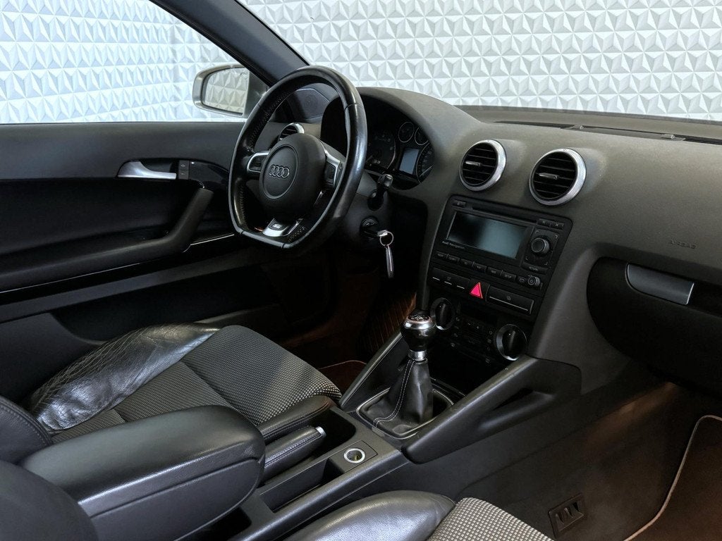 Audi A3 2.0 TFSI S3 quattro Ambition Pro Line 216000km(2007), Auto's, Audi, Gebruikt, Zwart, 4 cilinders, 1984 cc