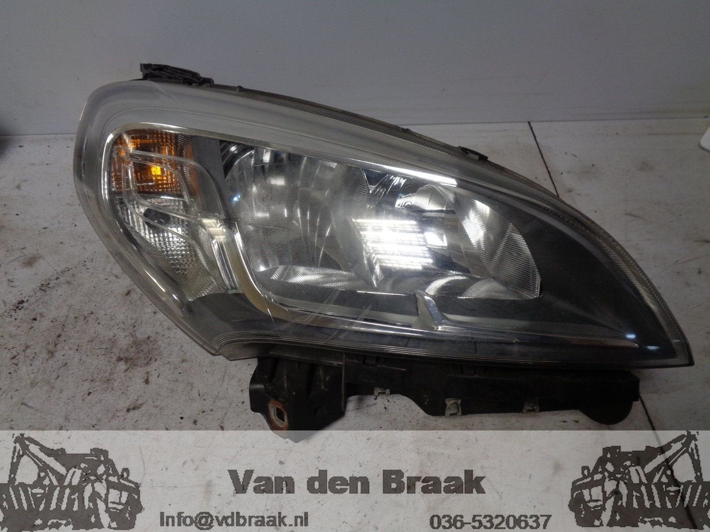 Fiat Doblo 2015-2022 Koplamp rechts, Gebruikt, -, Herkomst onderdeel bekend, -
