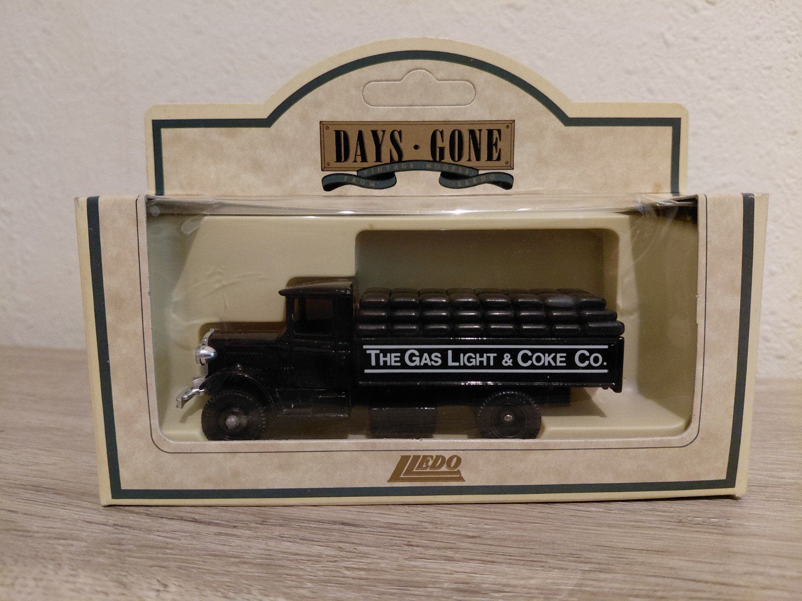 'Gas Light & Coke' 1934 Mack truck, Hobby en Vrije tijd, Modelbouw | Auto's en Voertuigen, Overige merken, 1:50 of kleiner, Verzenden