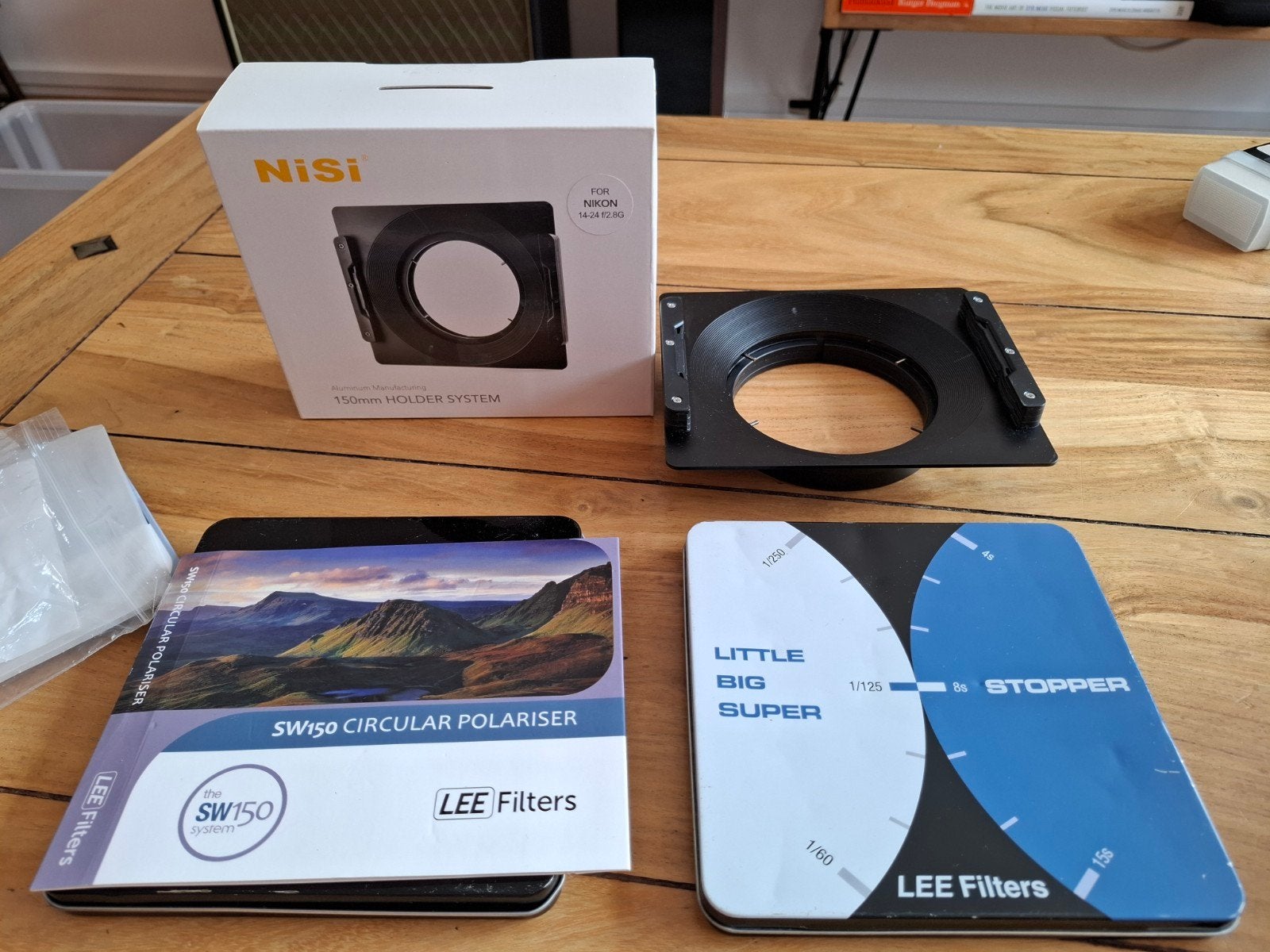 NiSi 150mm Filter Houder Systeem met Lee Filters, Overige merken, Polarisatiefilter, Ophalen of Verzenden, Zo goed als nieuw