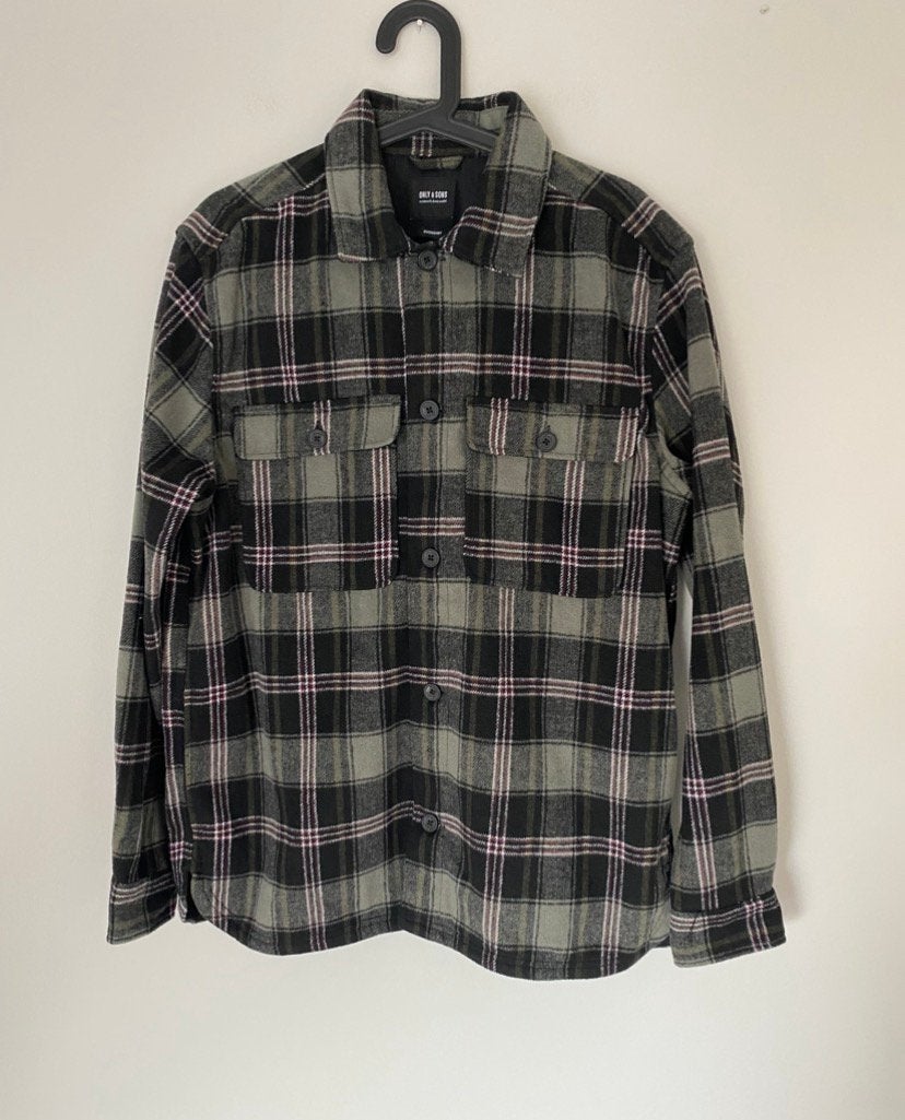 Dikke heren overhemd maat M, Kleding | Heren, Halswijdte 39/40 (M), Zo goed als nieuw, Only & Sons, Meerkleurig
