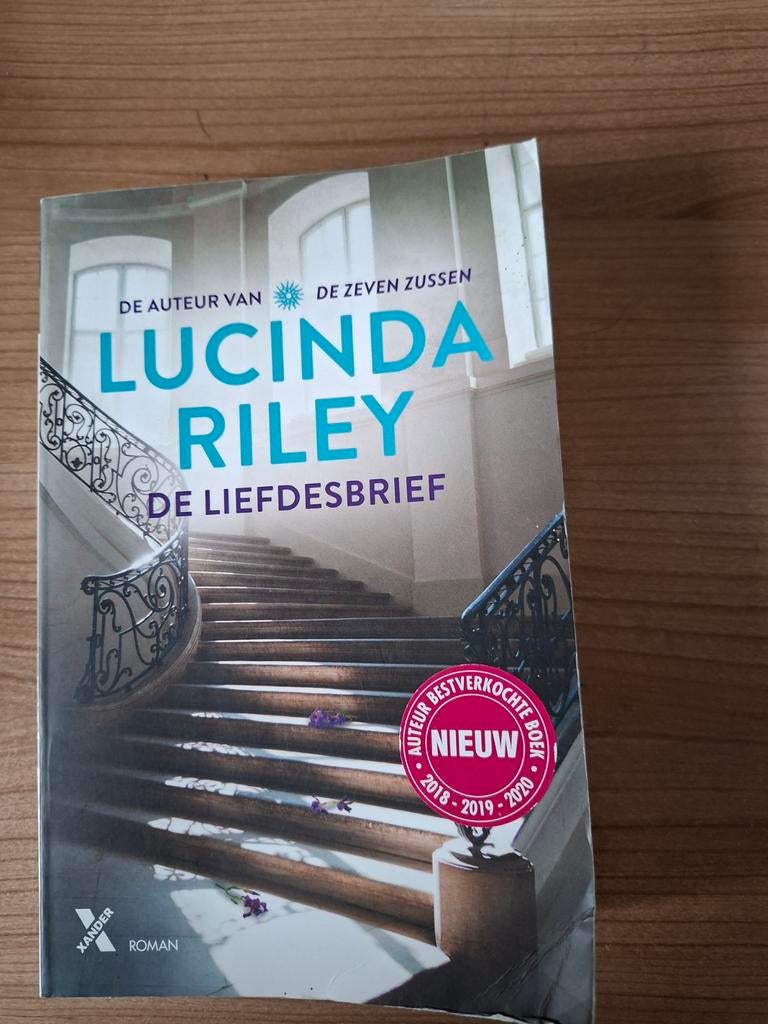 Lucinda Riley - De Liefdesbrief (Roman), Ophalen of Verzenden, Zo goed als nieuw, Lucinda Riley, Nederland