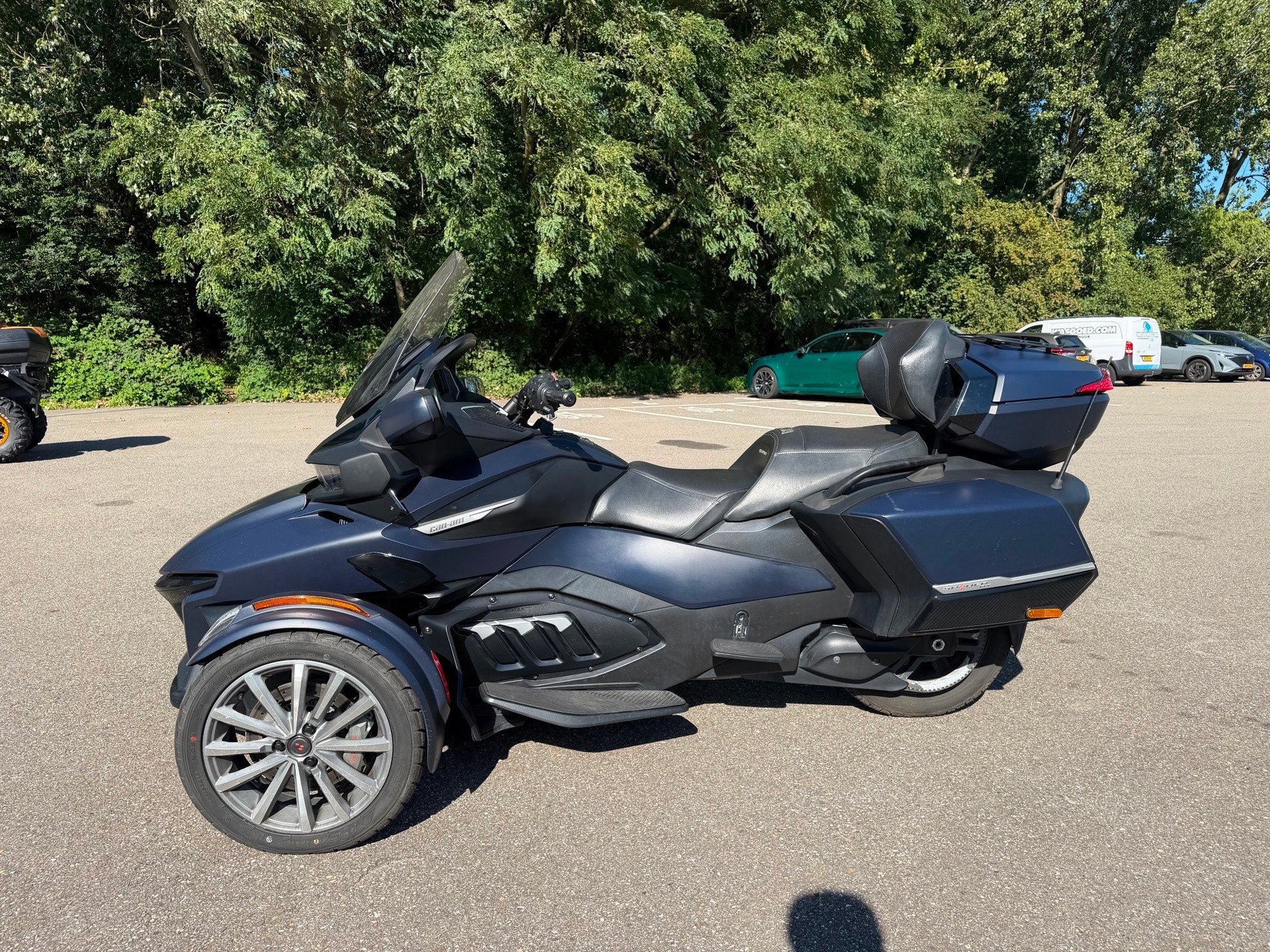 Can-Am Spyder RT 1330 Limited Sea To Sky SE6, Handvatverwarming, Meer dan 35 kW, 1330 cc, Info@canam.com