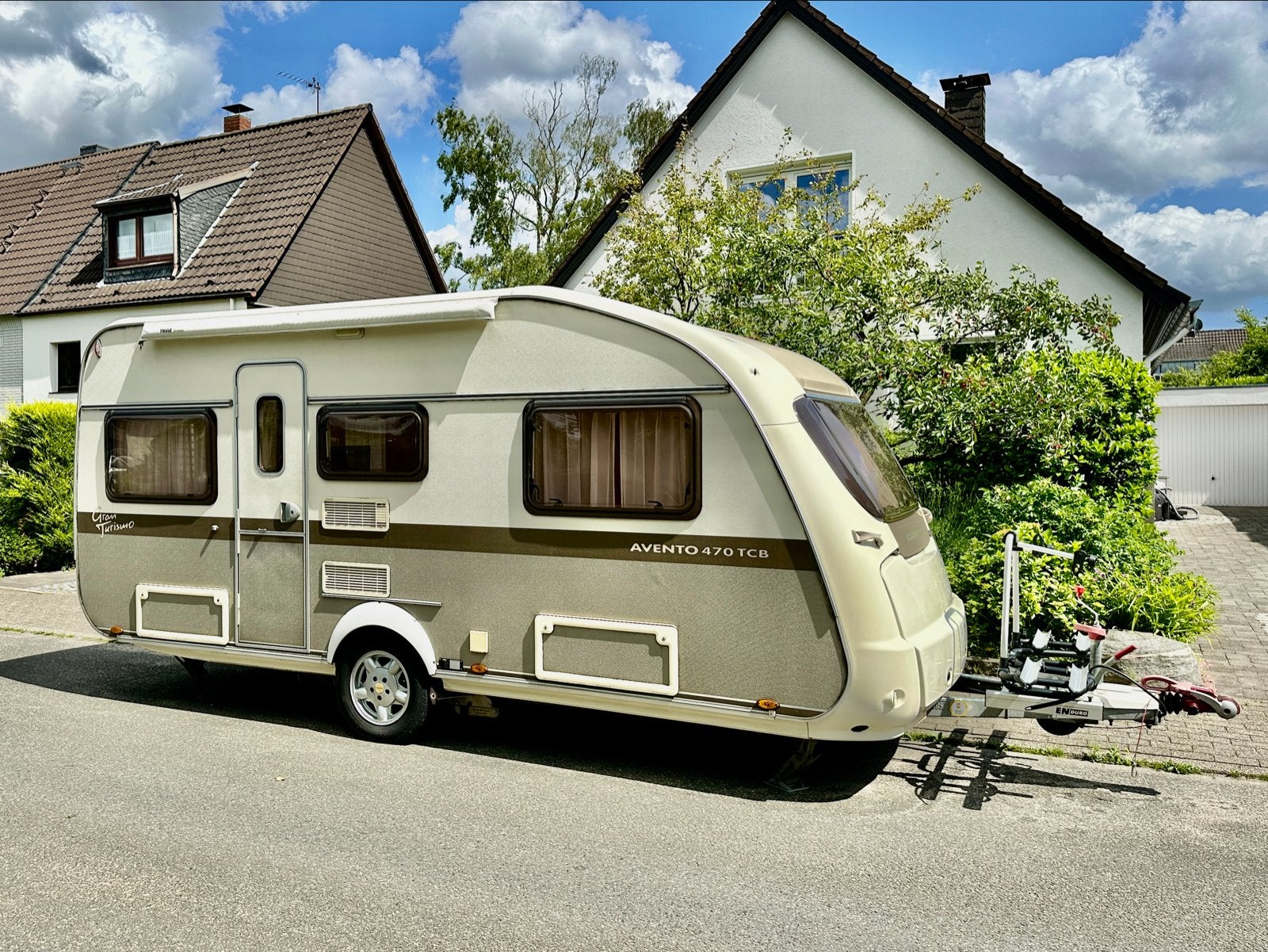 Avento 470 TCB - Compacte caravan met mover en fietsenrek, Kachel, Vast bed, Avento, Bedrijf