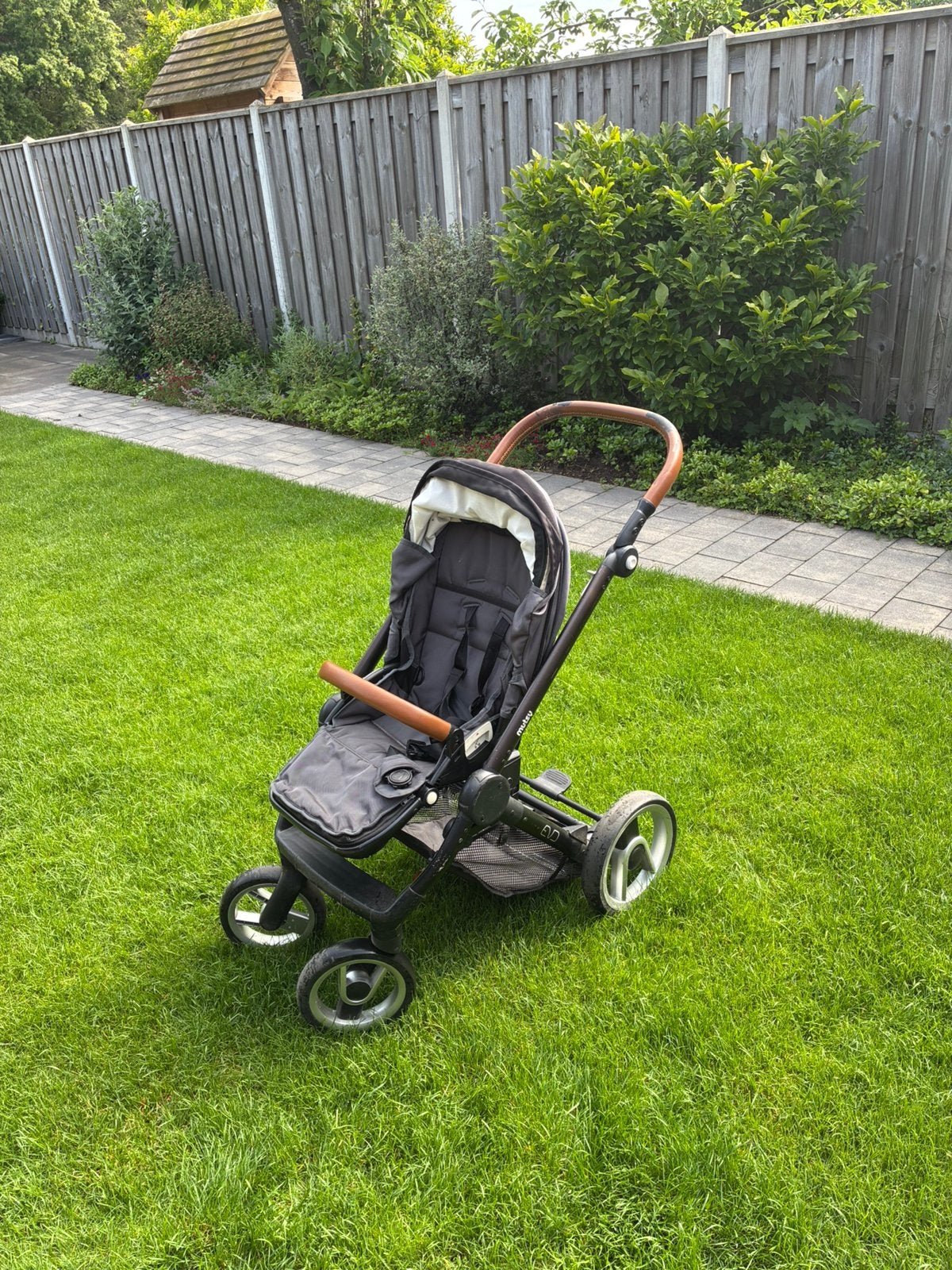 Gebruikte mutsy kinderwagen met accessoires, Ophalen, Gebruikt, Mutsy, Met reiswieg