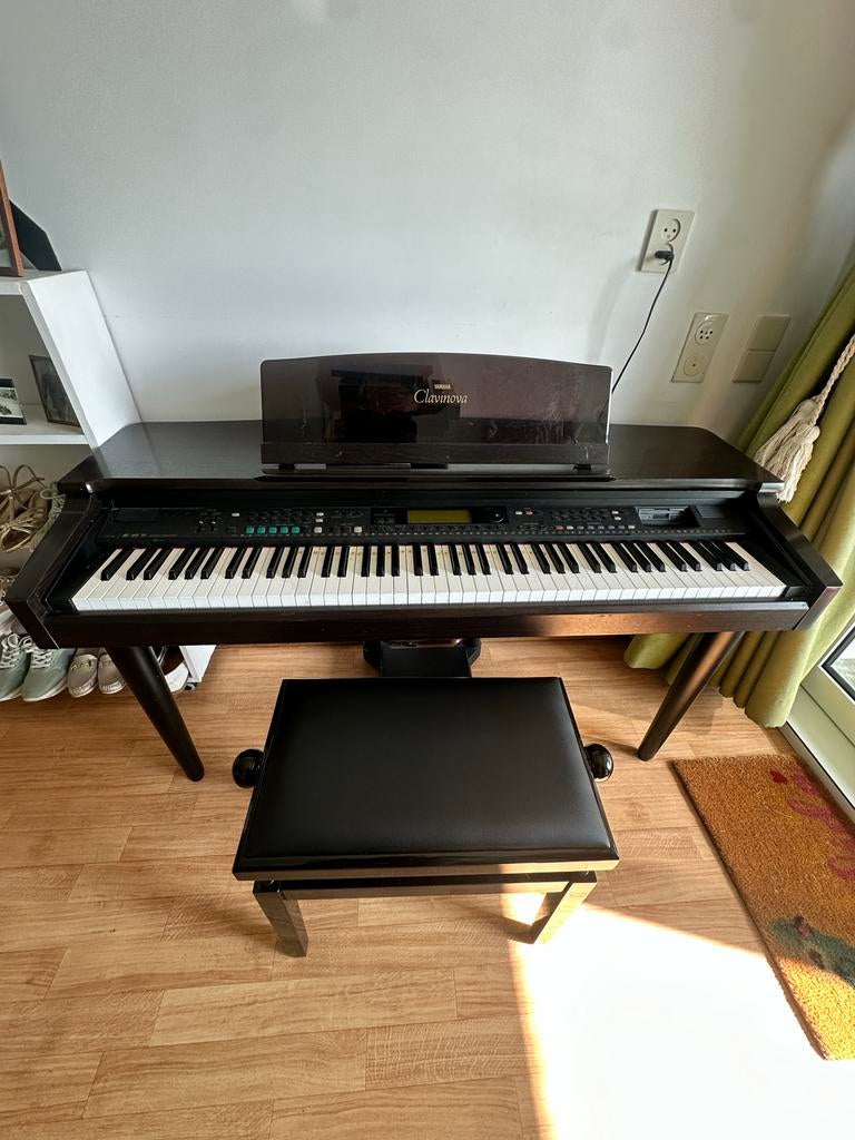 Yamaha Clavinova Digitaal Piano Zwart, Muziek en Instrumenten, Piano's, Gebruikt, Zwart, Digitaal, Ophalen of Verzenden