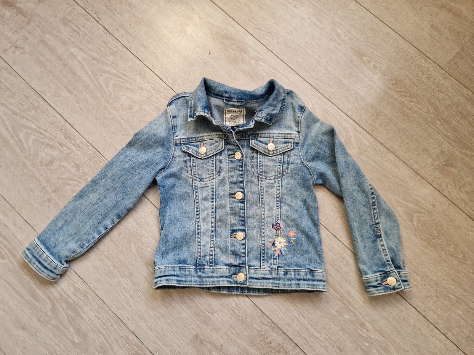C&A Spijkerjas 116, Kinderen en Baby's, Kinderkleding | Maat 116, Ophalen of Verzenden, Zo goed als nieuw, Meisje, Jas