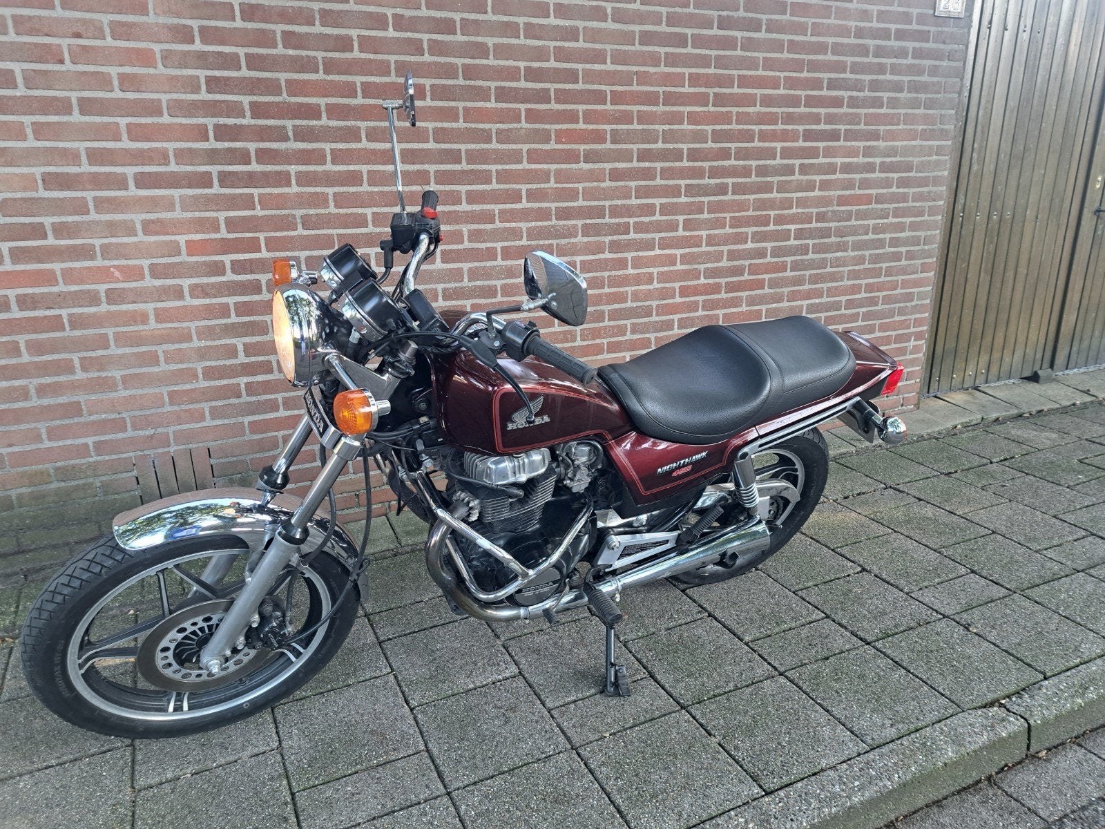 Honda Night Hawk 450, Particulier