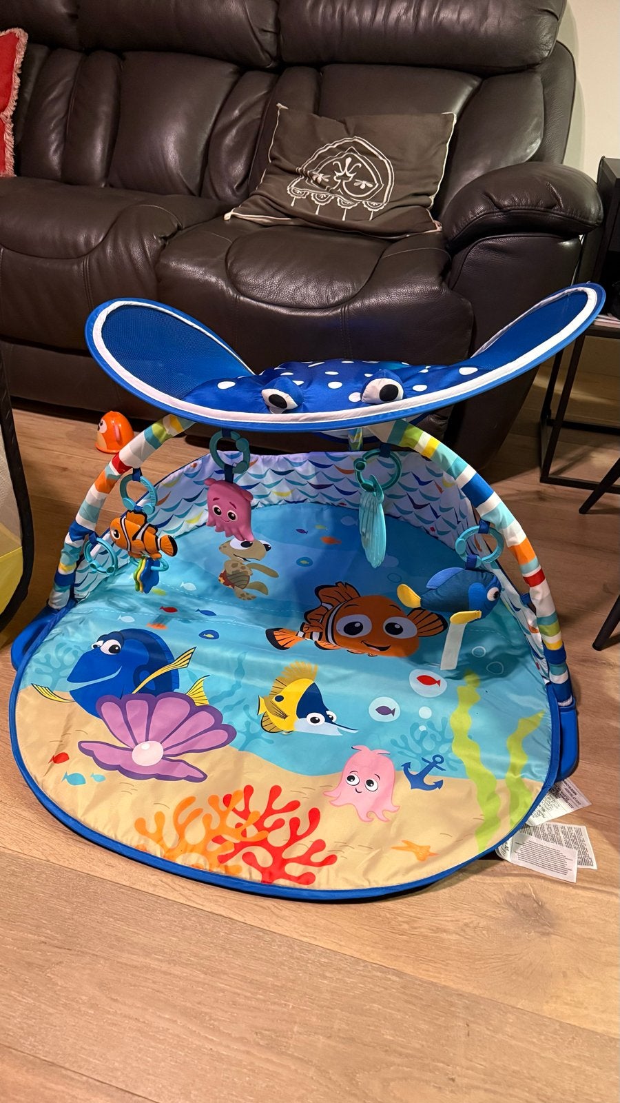 Bright Starts Finding Nemo Speelkleed met Babygym, Ophalen, Zo goed als nieuw, Speelkleed, Met licht