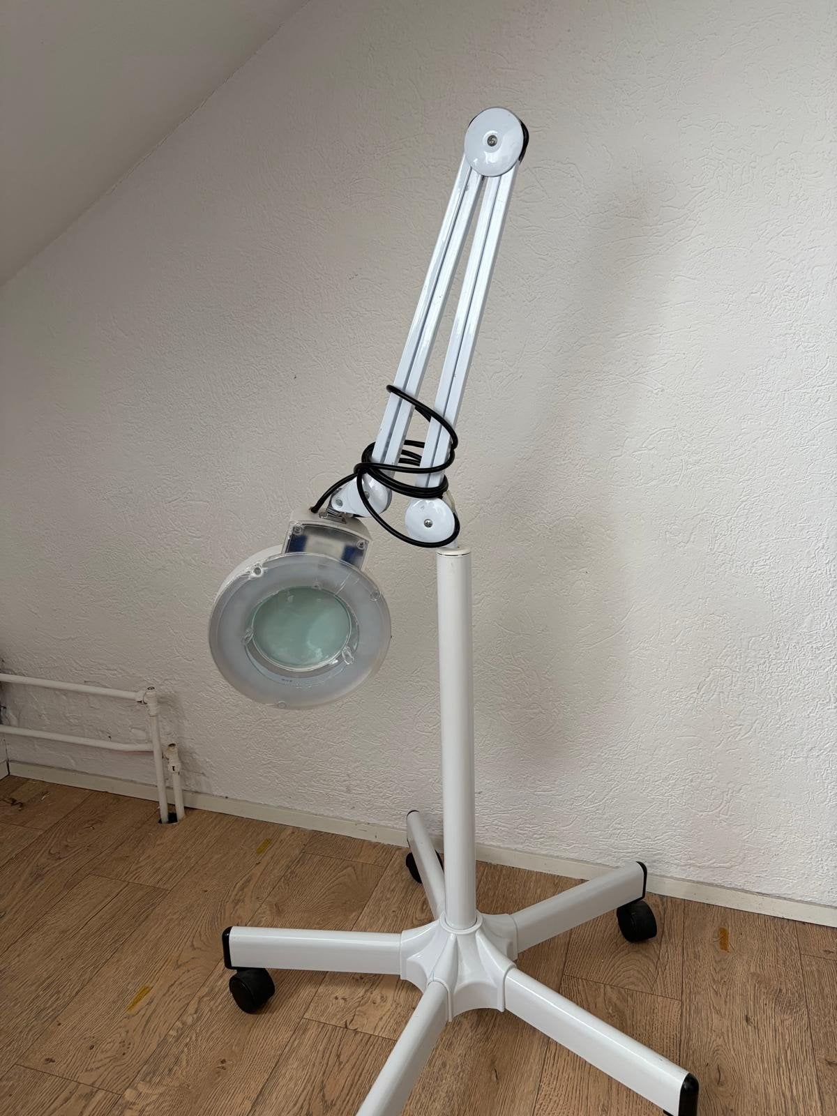 Professionele Loeplamp op wielen - Ideaal voor precisiewerk, Ophalen, Gebruikt, Loeplamp