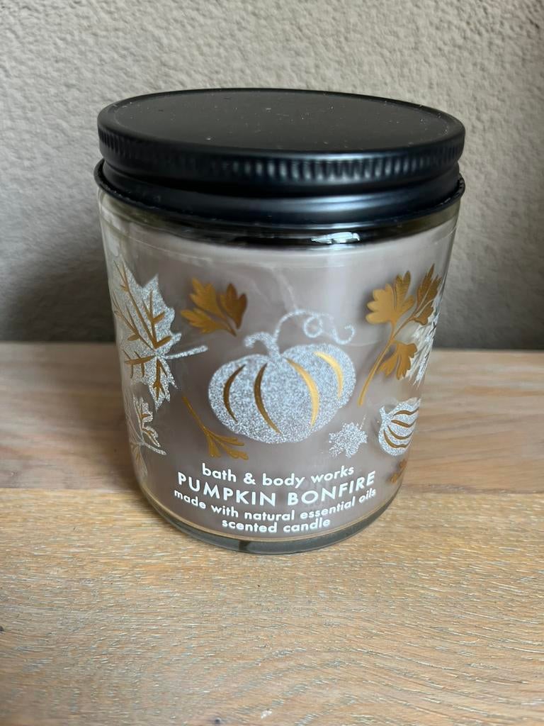Bath & Body Works Pumpkin Bonfire kaars, Ophalen of Verzenden, Nieuw, Overige materialen, Kaars