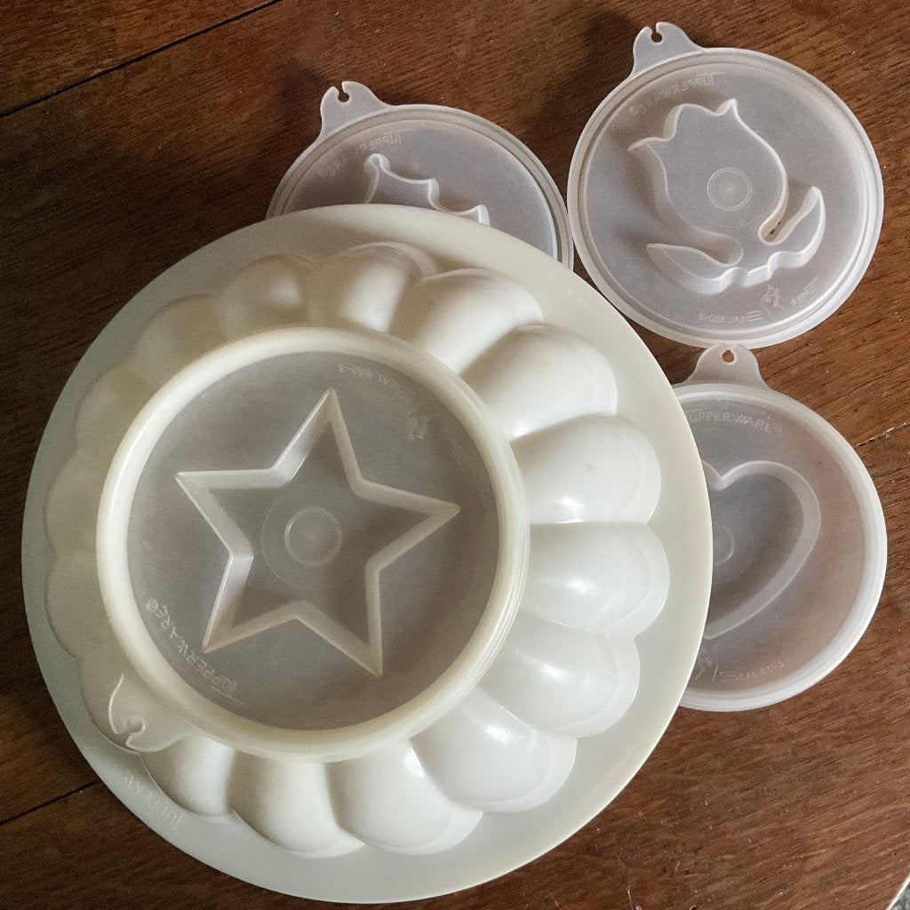 Vintage Tupperware puddingvorm / Jel-N-Serve, Ophalen of Verzenden, Gebruikt, Wit, Overige typen