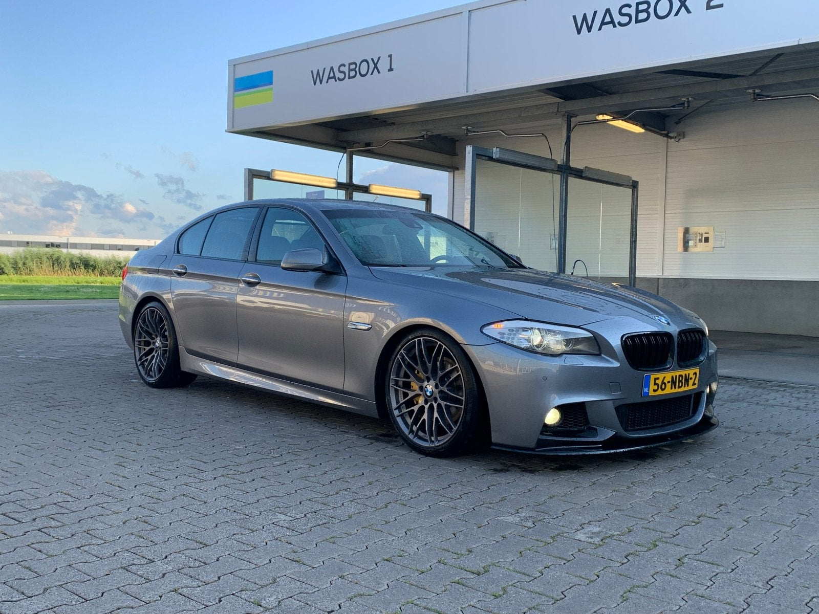 BMW 5-Serie 3.0 535I AUT 2010 Grijs, Auto's, Automaat, Achterwielaandrijving, 1675 kg, 2000 kg
