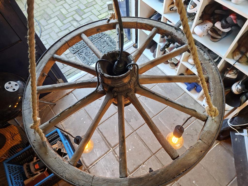 Decoratief Karrewiel met Lampen - Rustieke Hanglamp, Ophalen, Gebruikt, Hout, Minder dan 50 cm
