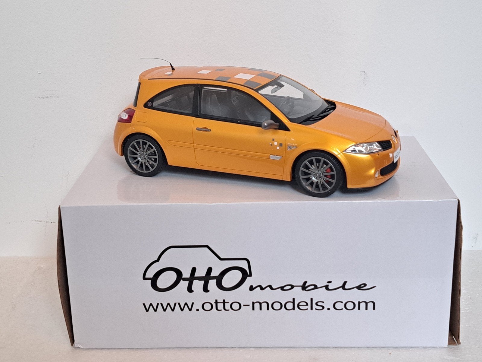 Renault Megane RS F1 Team R26 1/18 OttoMobile OT914, Ophalen of Verzenden, Gebruikt, Auto, OttOMobile