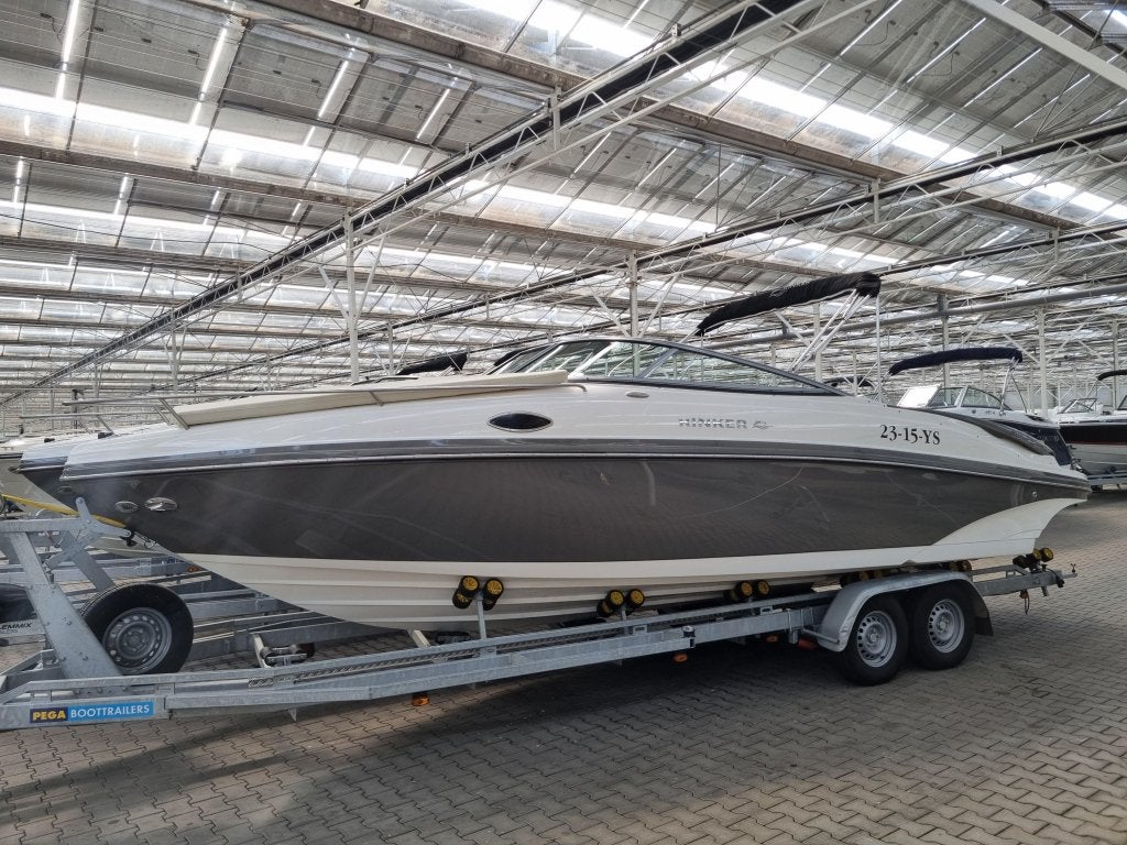 Rinker 246 Captiva, Watersport en Boten, Speedboten, 3 m, Overige merken, Zo goed als nieuw, 8 m