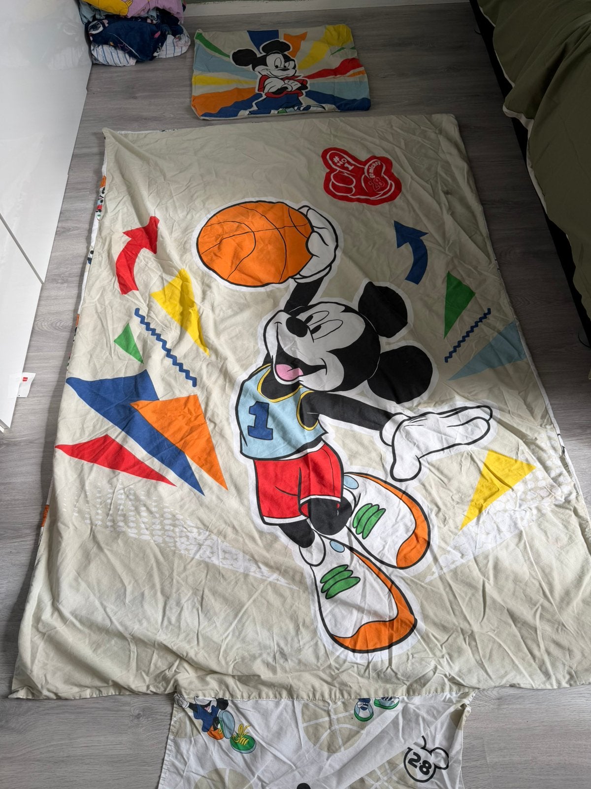 Dekbedovertrek mickey mouse, Ophalen of Verzenden, Zo goed als nieuw, Jongetje of Meisje, Dekbedovertrek