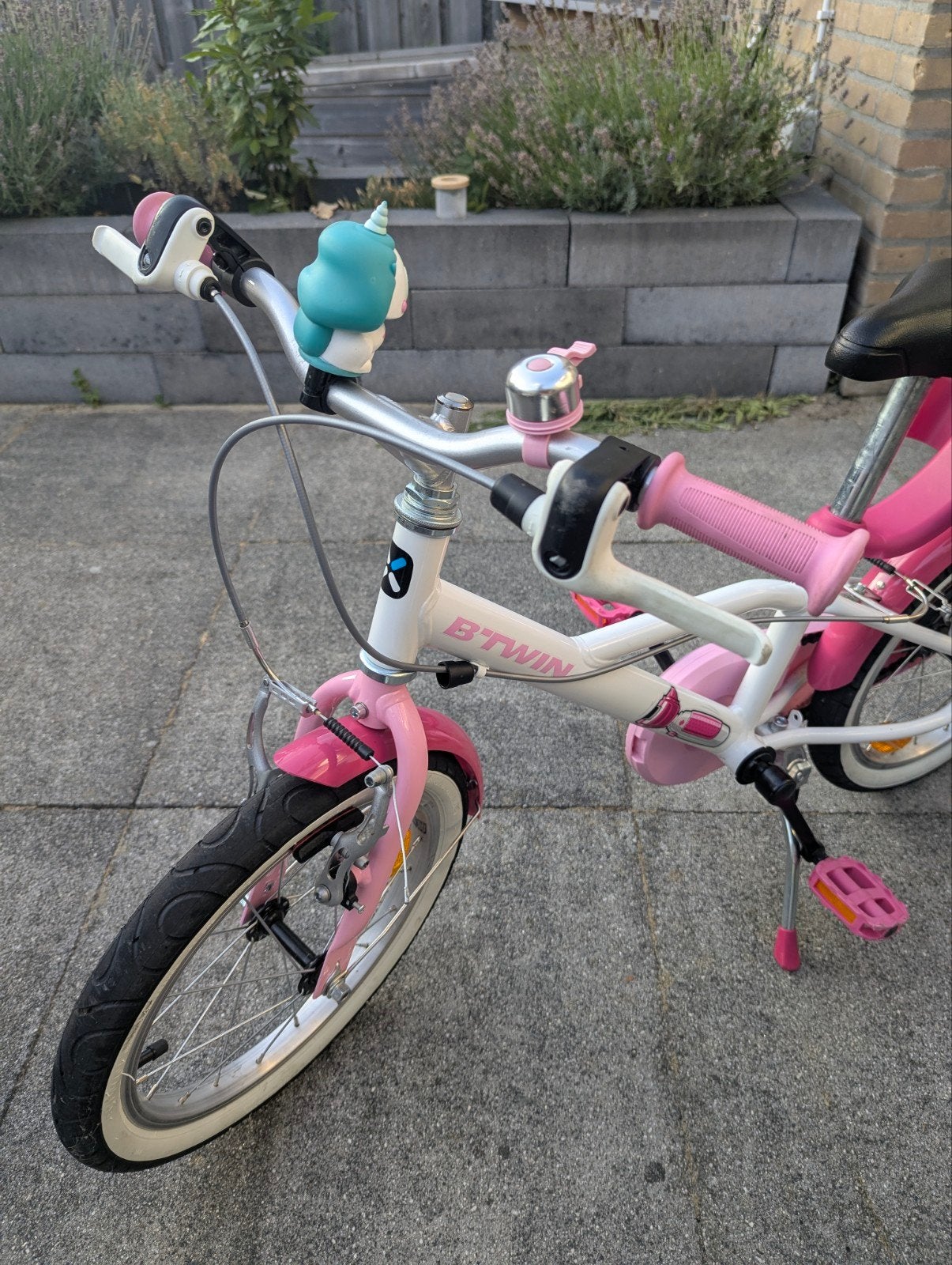 B'Twin Docto Girl 500 kinderfiets 16 inch, Ophalen, Terugtraprem, 16 tot 20 inch, Zo goed als nieuw