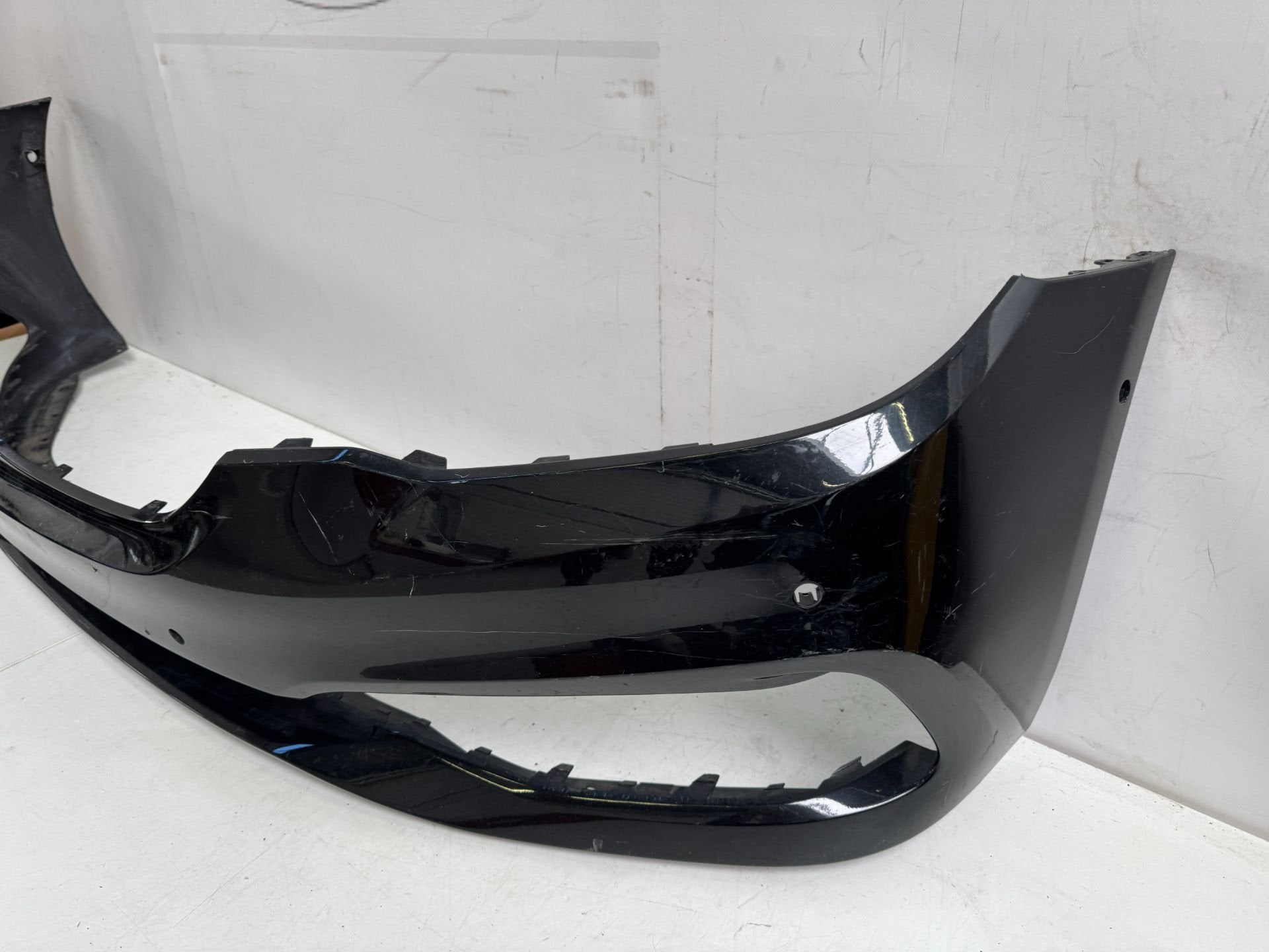 BMW 5 SERIE G30 VOORBUMPER BUMPER 7385336, Auto-onderdelen, Petuelring 130
80788  Munich, DE, Gebruikt, Voor, Info@bmw.de