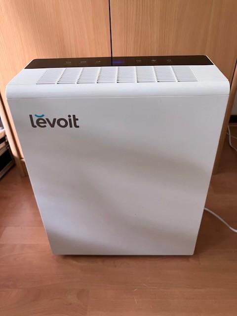 Levoit luchtreiniger + extra filters, Witgoed en Apparatuur, Luchtbehandelingsapparatuur, Ophalen, Zo goed als nieuw, Luchtreiniger
