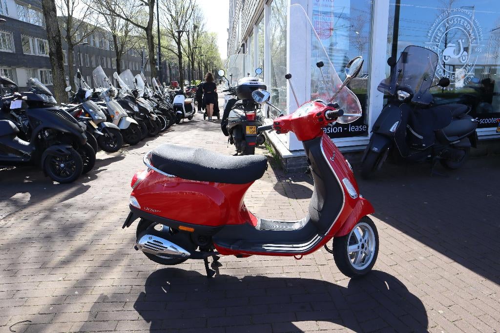 Vespa LX-50 4T Rood 2014 (F249HT), Fietsen en Brommers, Scooters | Vespa, Gebruikt, Overige modellen, Benzine, Ophalen of Verzenden